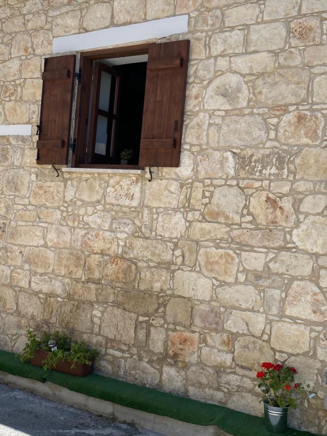C-Elena Suite Terra Bagian luar foto