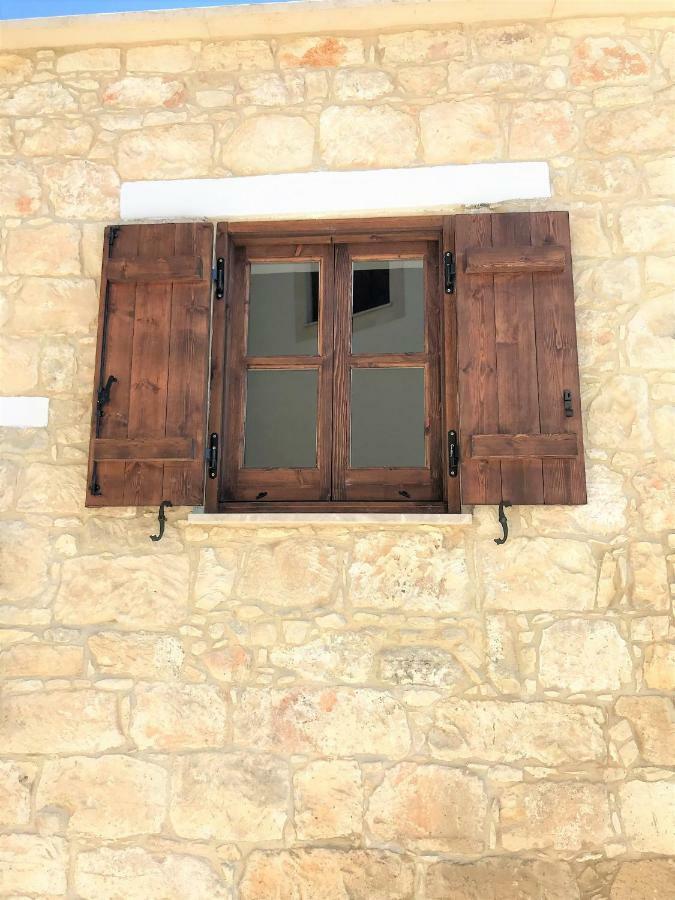 C-Elena Suite Terra Bagian luar foto